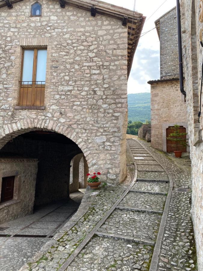 Il Tripode - Le Dimore Del Bordone Vallo di Nera Eksteriør billede