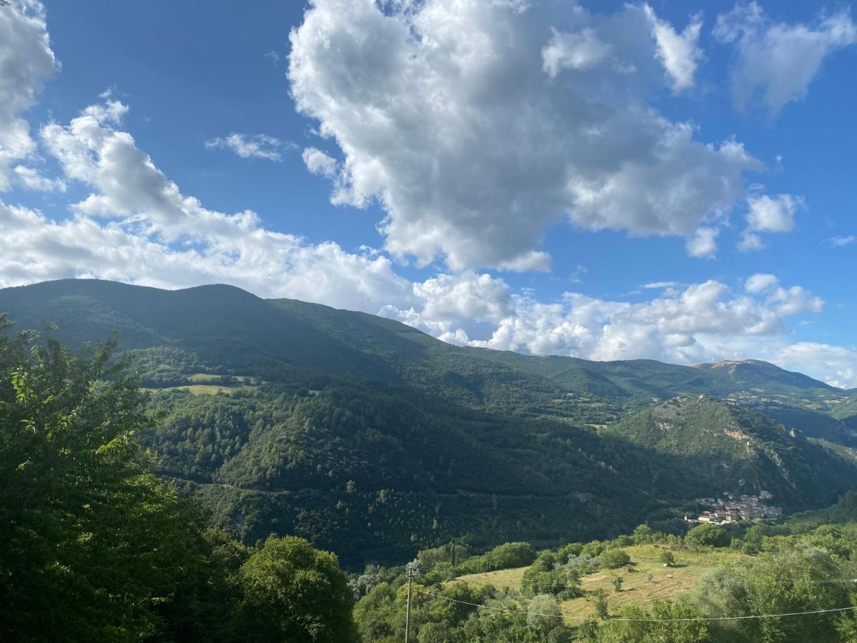 Il Tripode - Le Dimore Del Bordone Vallo di Nera Eksteriør billede